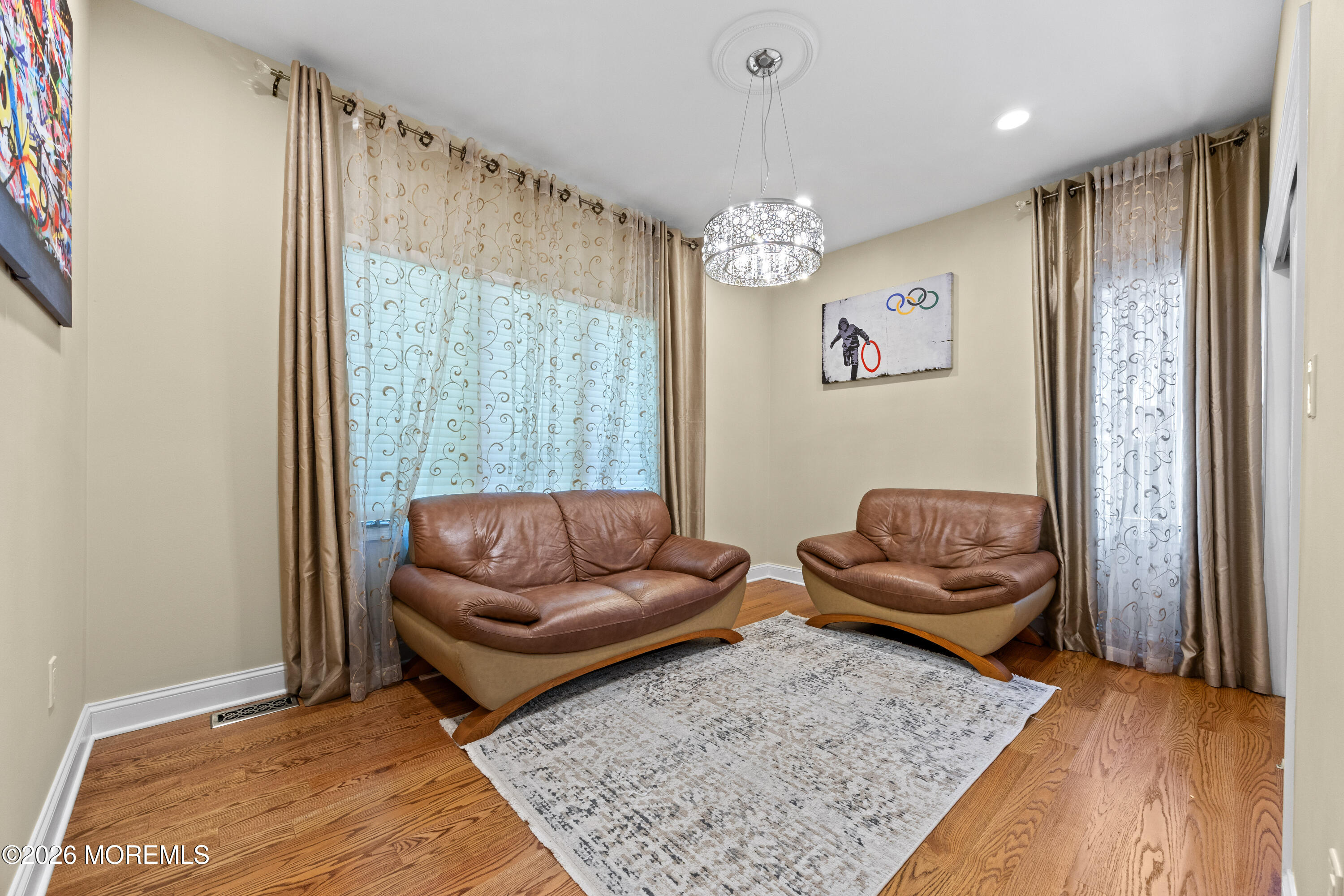 6 Jayhawk Way Holmdel NJ 07733