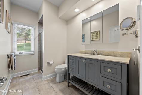 6 Jayhawk Way Holmdel NJ 07733
