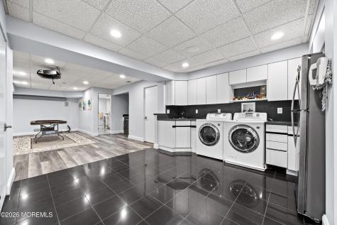 6 Jayhawk Way Holmdel NJ 07733