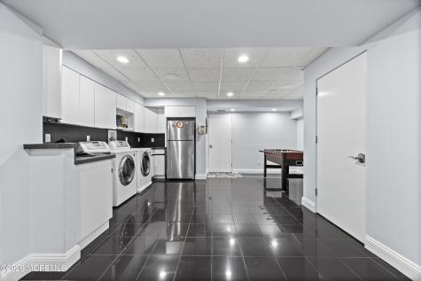 6 Jayhawk Way Holmdel NJ 07733