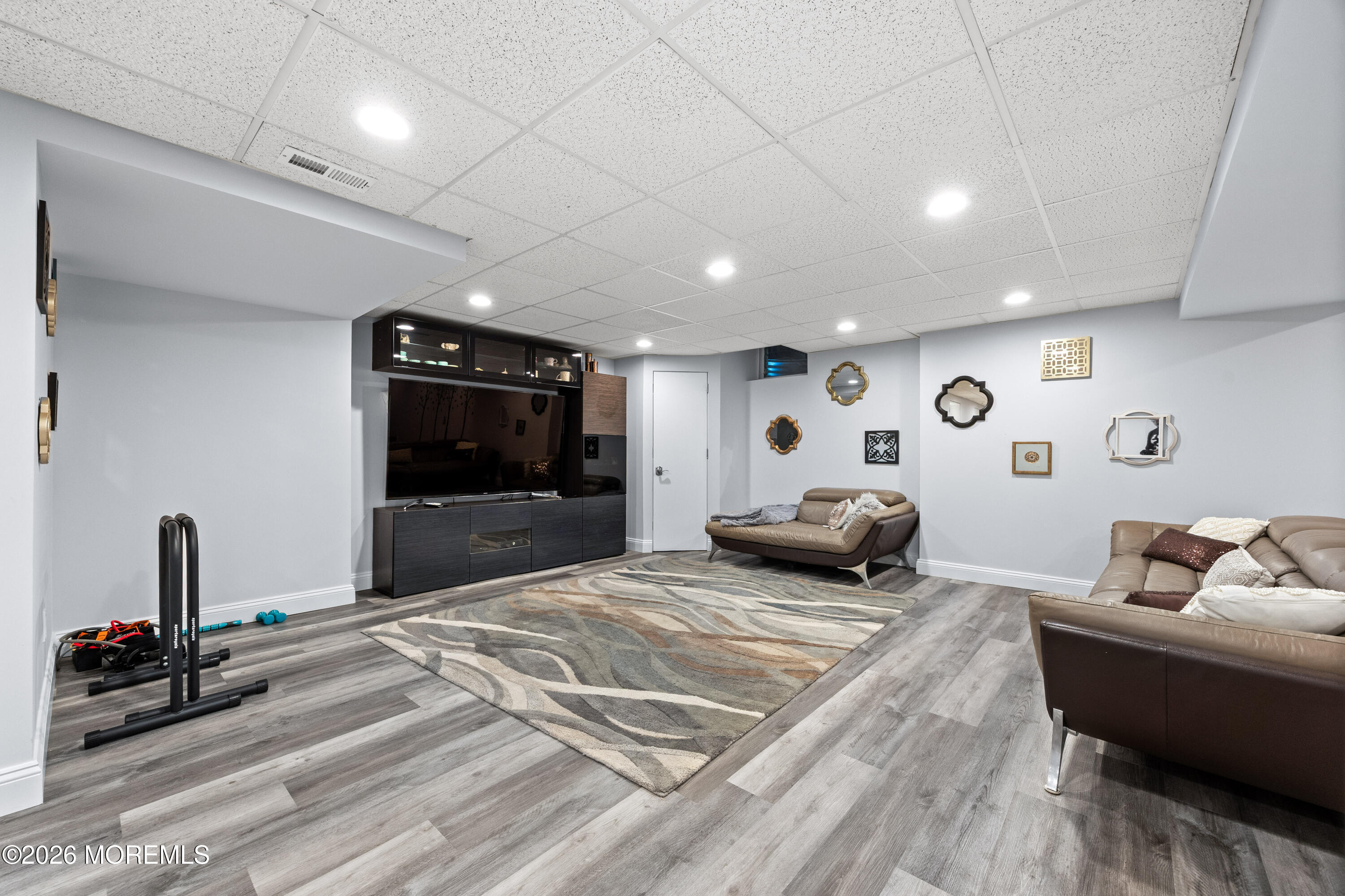 6 Jayhawk Way Holmdel NJ 07733