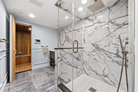 6 Jayhawk Way Holmdel NJ 07733