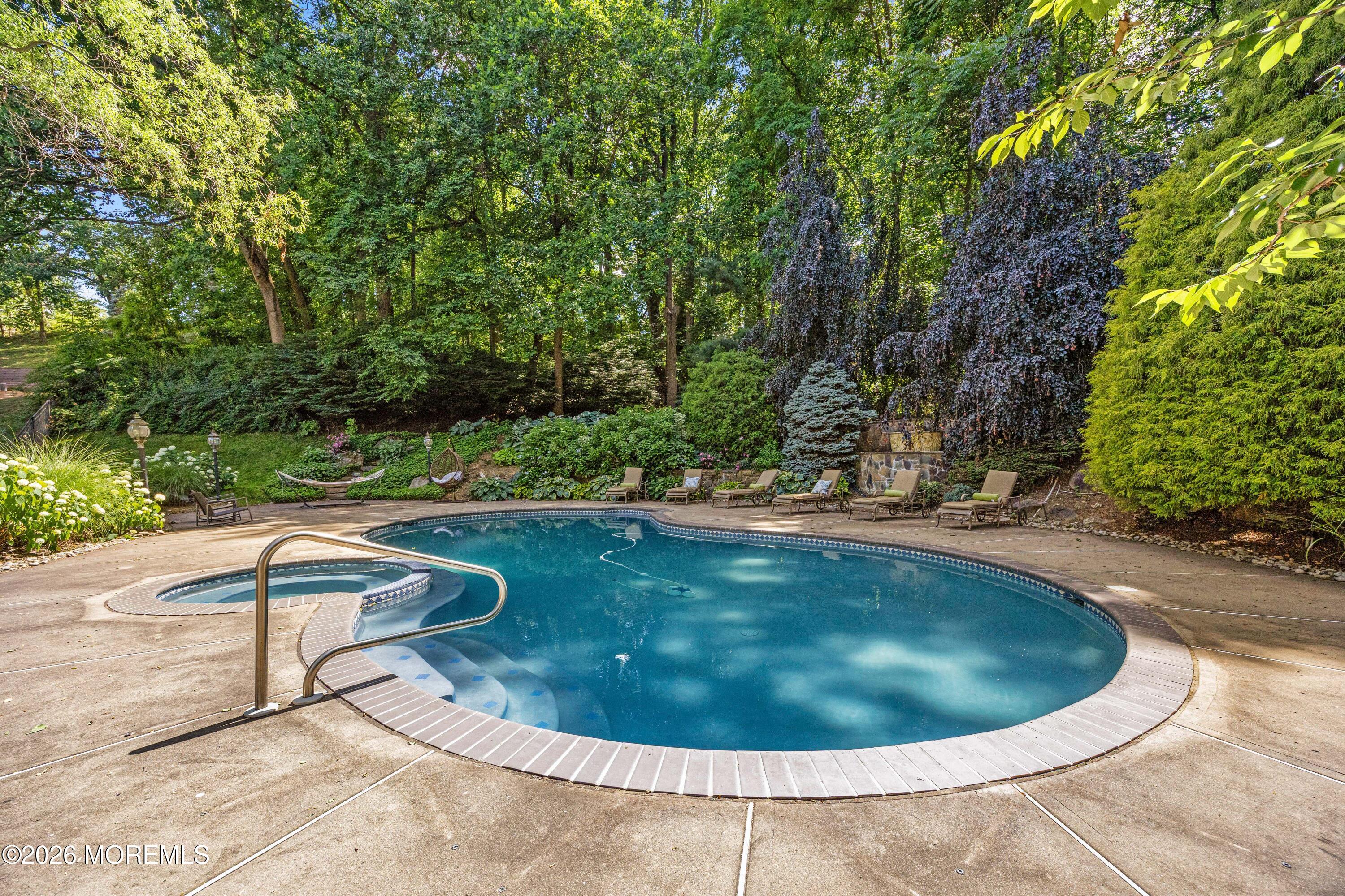 6 Jayhawk Way Holmdel NJ 07733
