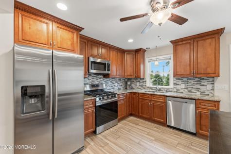 4 Douglas Road East Brunswick NJ 08816