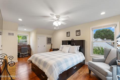 4 Douglas Road East Brunswick NJ 08816