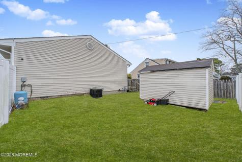 237 Pine Tree Drive Brick NJ 08723
