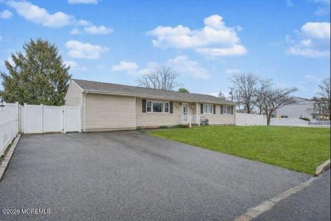 237 Pine Tree Drive Brick NJ 08723