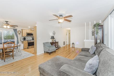 237 Pine Tree Drive Brick NJ 08723