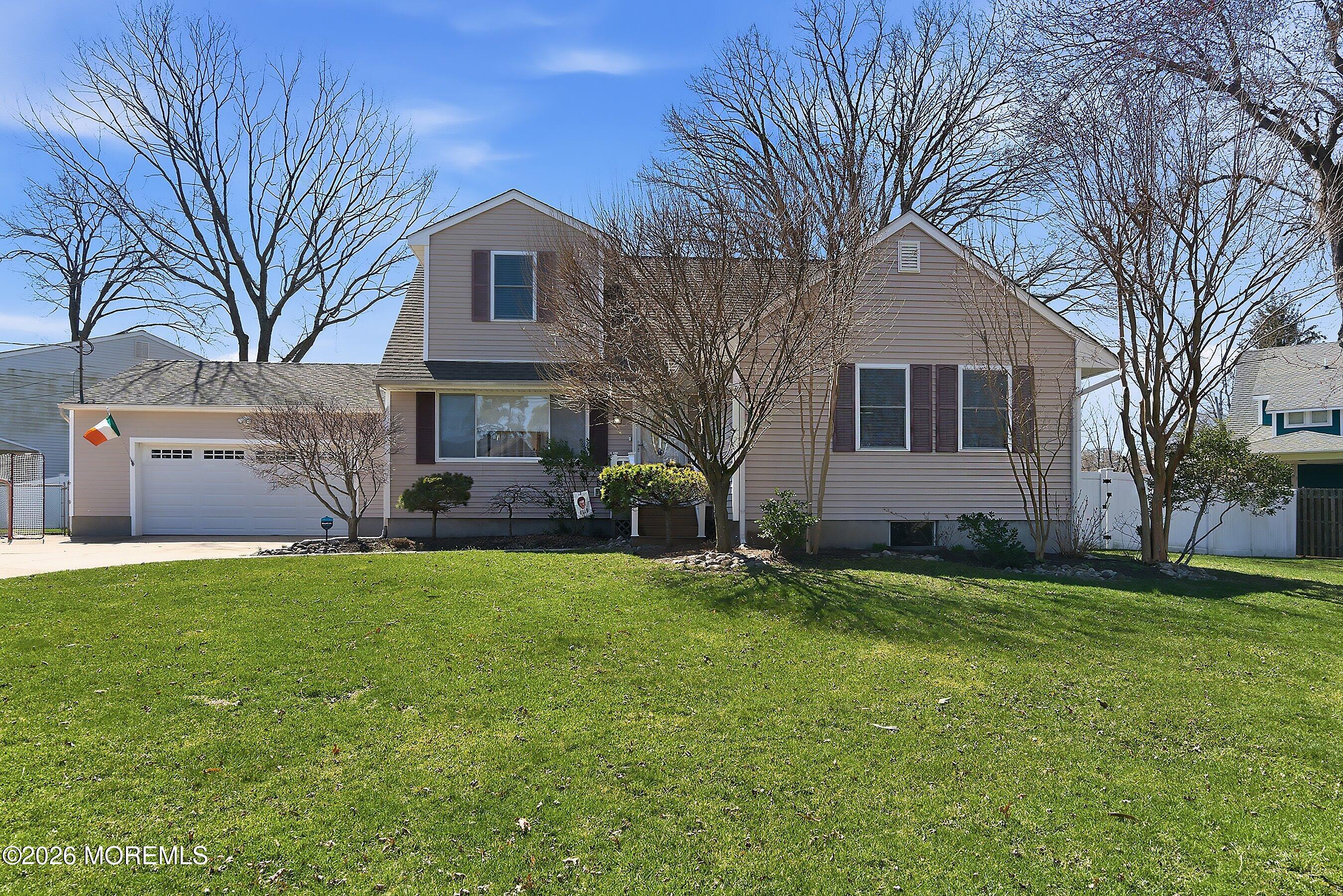 1611 Oak Glen Road Toms River NJ 08753