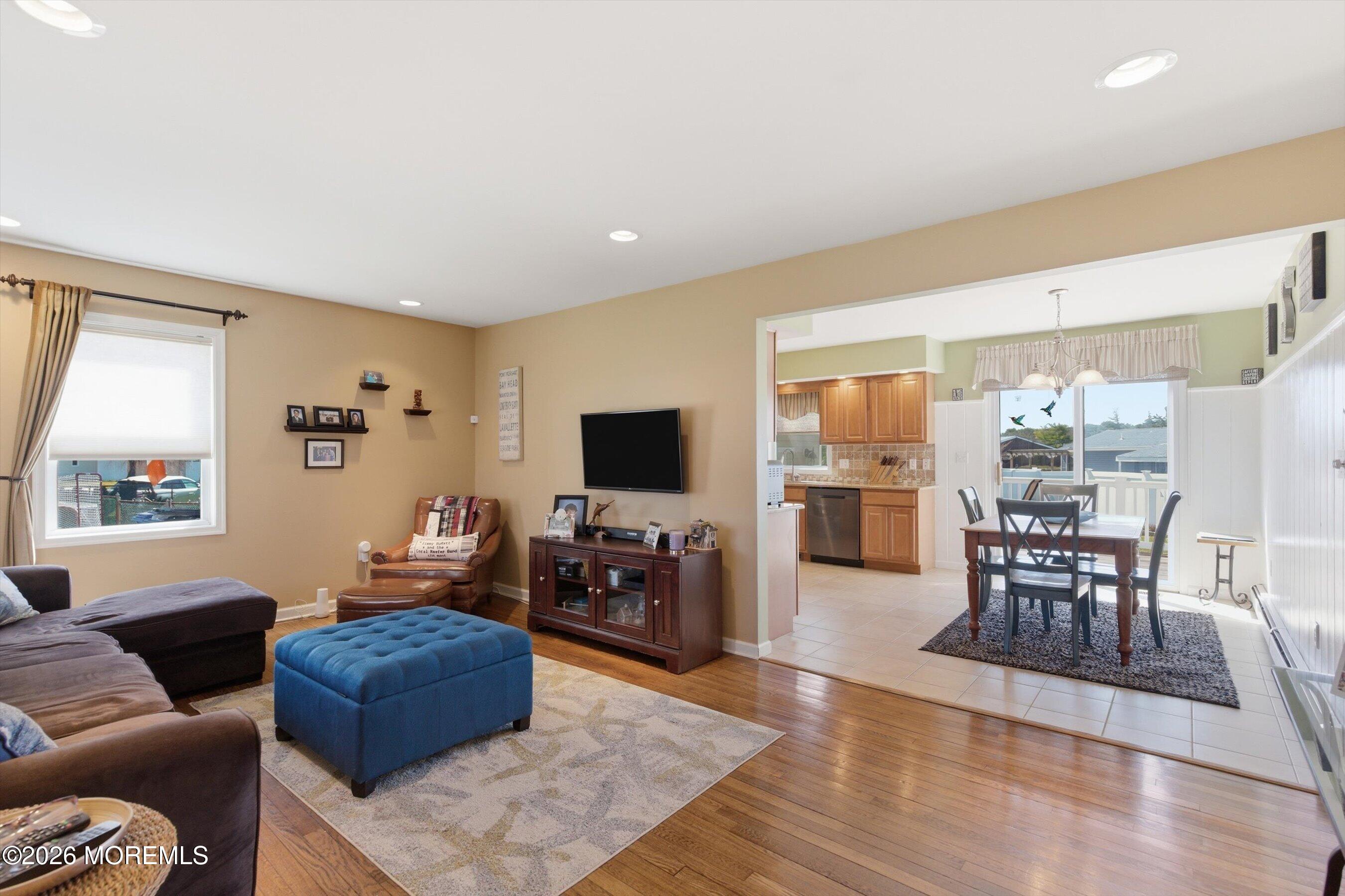 1611 Oak Glen Road Toms River NJ 08753