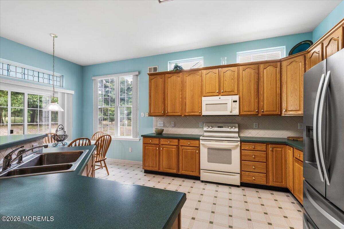 4 Barton Creek Road Jackson NJ 08527