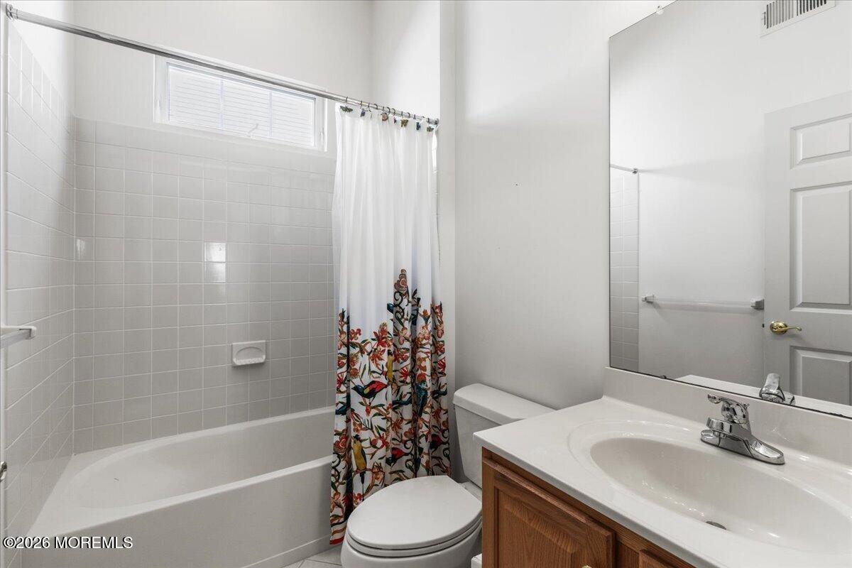 4 Barton Creek Road Jackson NJ 08527