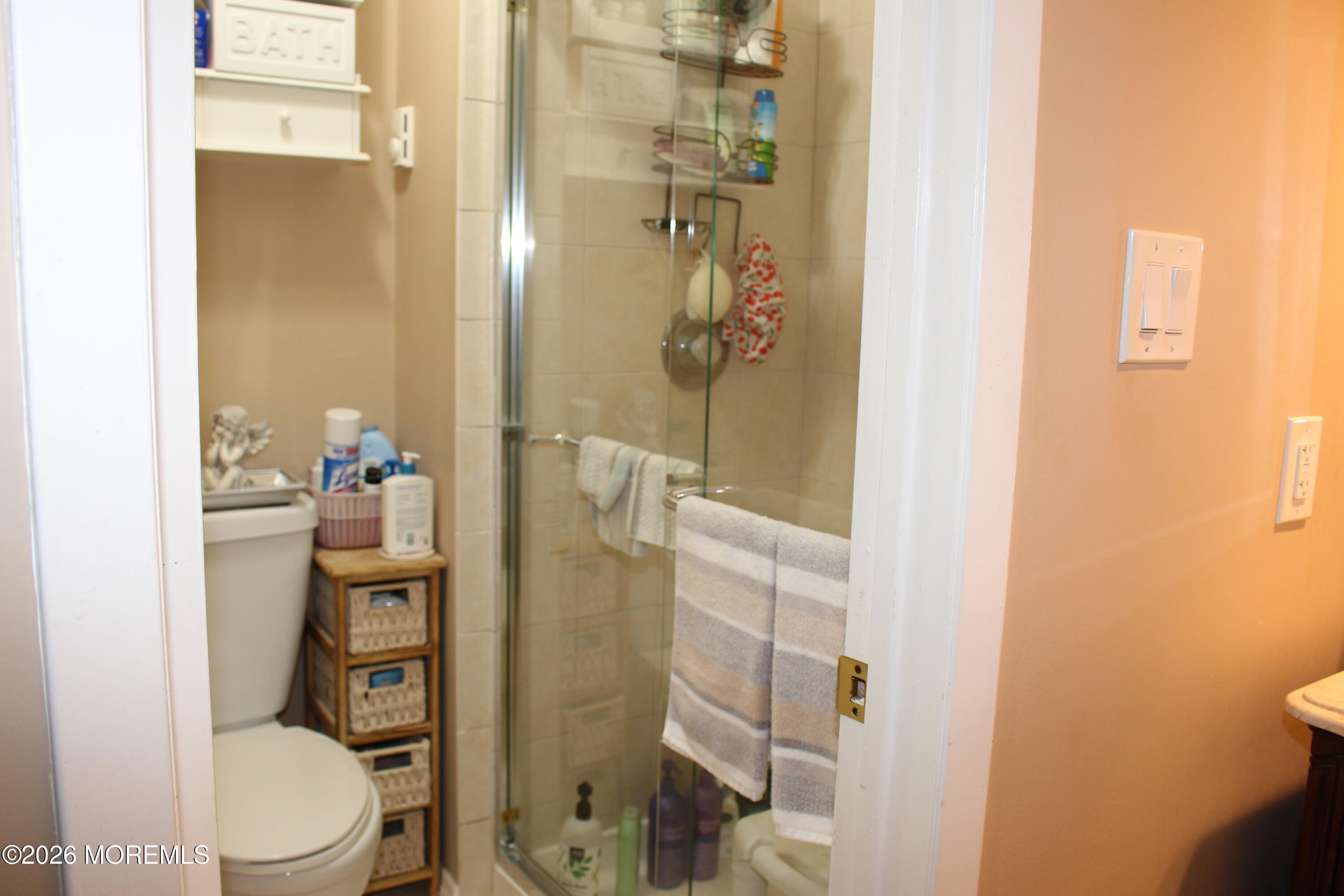 73 Overlook Way Manalapan NJ 07726