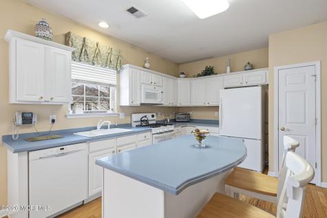 2 Windy Reef Court Barnegat NJ 08005