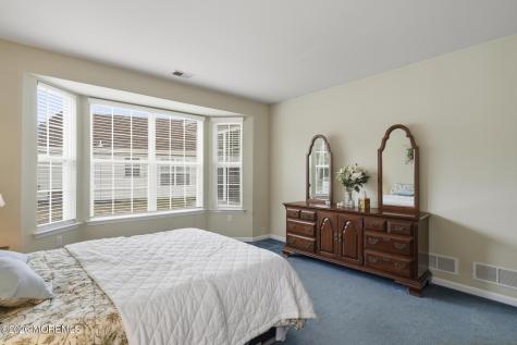 2 Windy Reef Court Barnegat NJ 08005