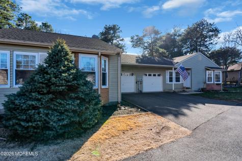 16B Amesbury Road Whiting NJ 08759
