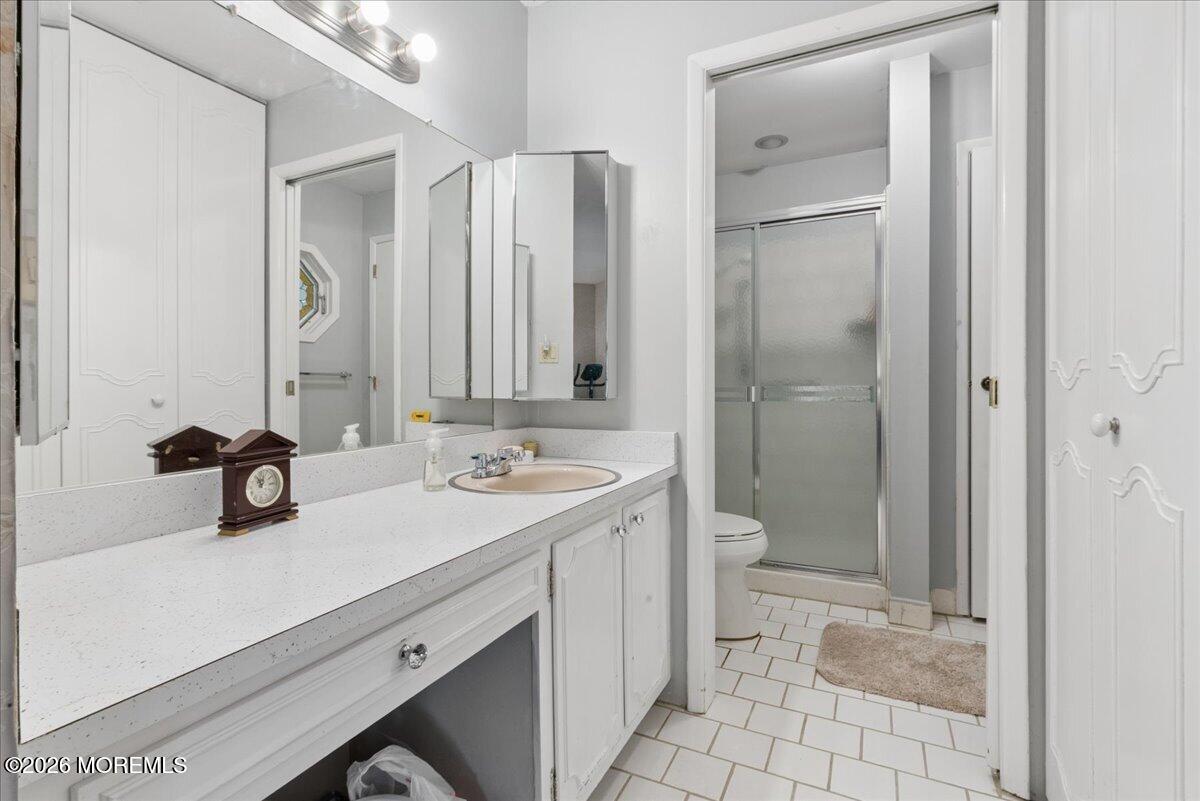 581 Lake Point Drive Lakewood NJ 08701