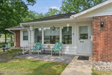581 Lake Point Drive Lakewood NJ 08701