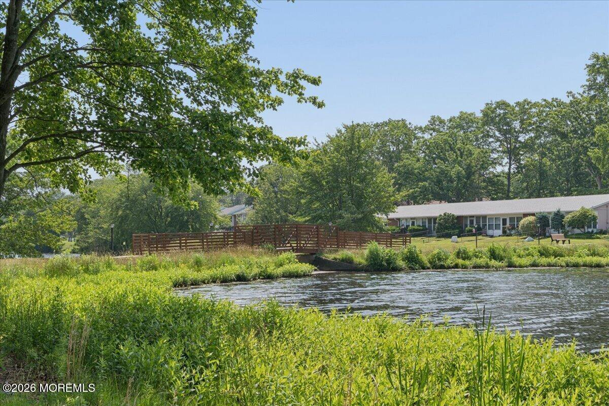 581 Lake Point Drive Lakewood NJ 08701