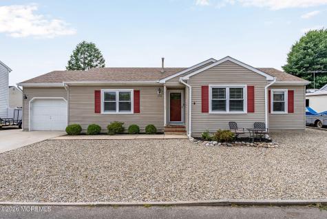 1516 Mizzen Avenue Beachwood NJ 08722