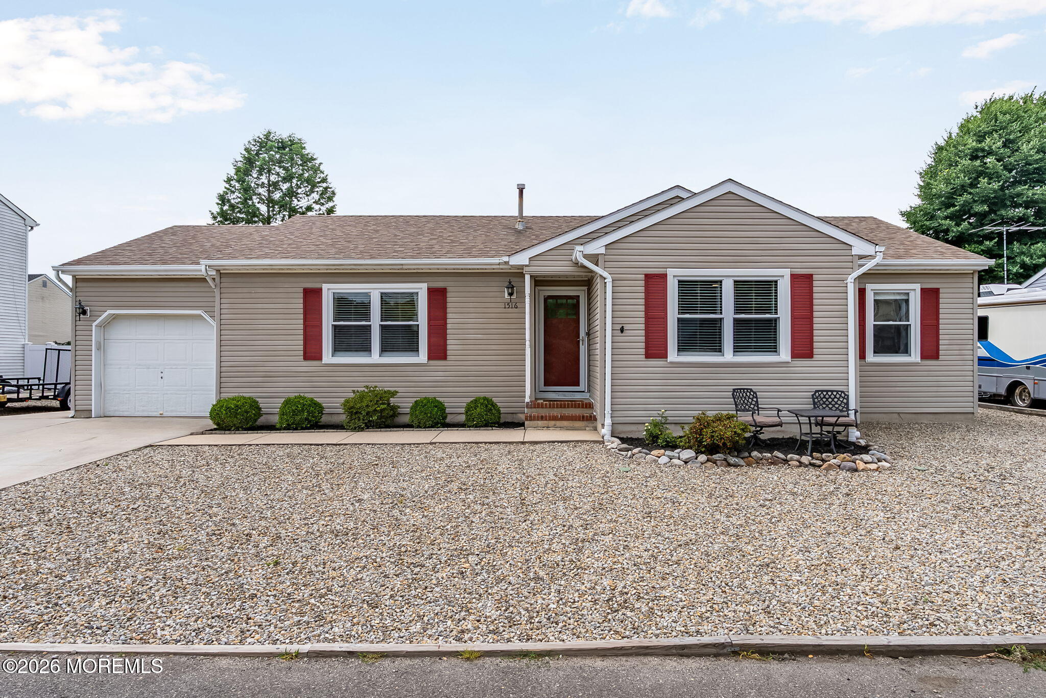 1516 Mizzen Avenue Beachwood NJ 08722