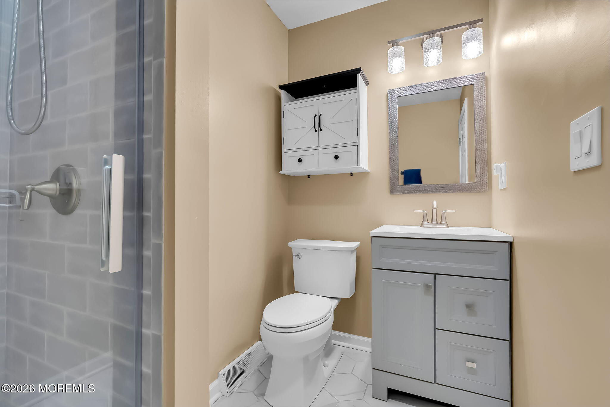 1516 Mizzen Avenue Beachwood NJ 08722