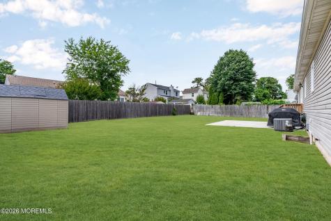 1516 Mizzen Avenue Beachwood NJ 08722