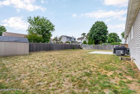 1516 Mizzen Avenue Beachwood NJ 08722