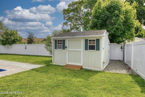 718 Mclean Avenue Point Pleasant Beach NJ 08742