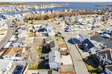 3148 Oceanic Drive Toms River NJ 08753