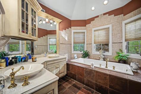 6 Carousel Court Millstone NJ 08510