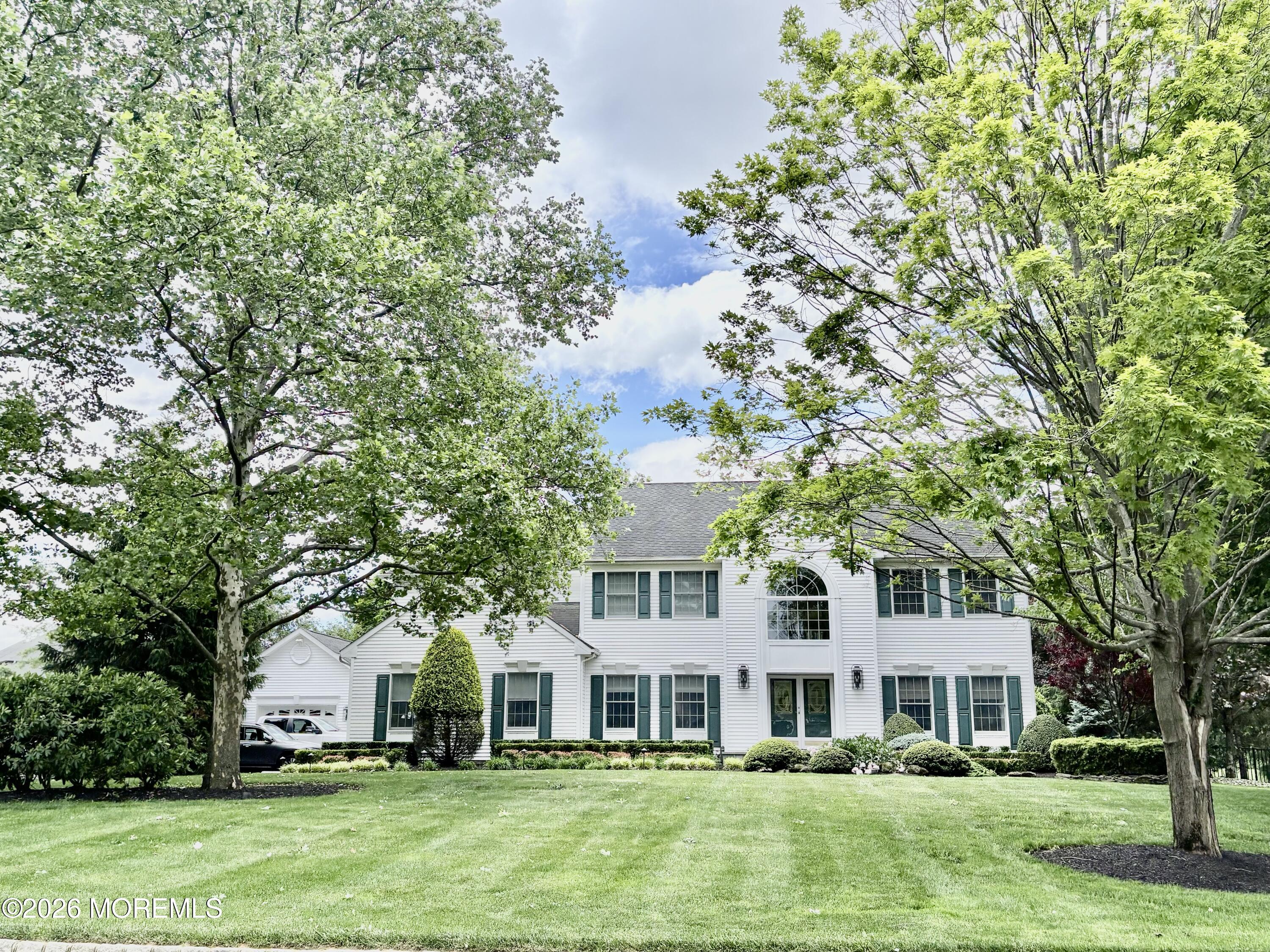 2 Falcon Ridge Circle Holmdel NJ 07733