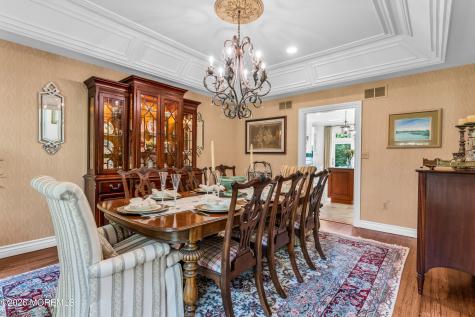 2 Falcon Ridge Circle Holmdel NJ 07733