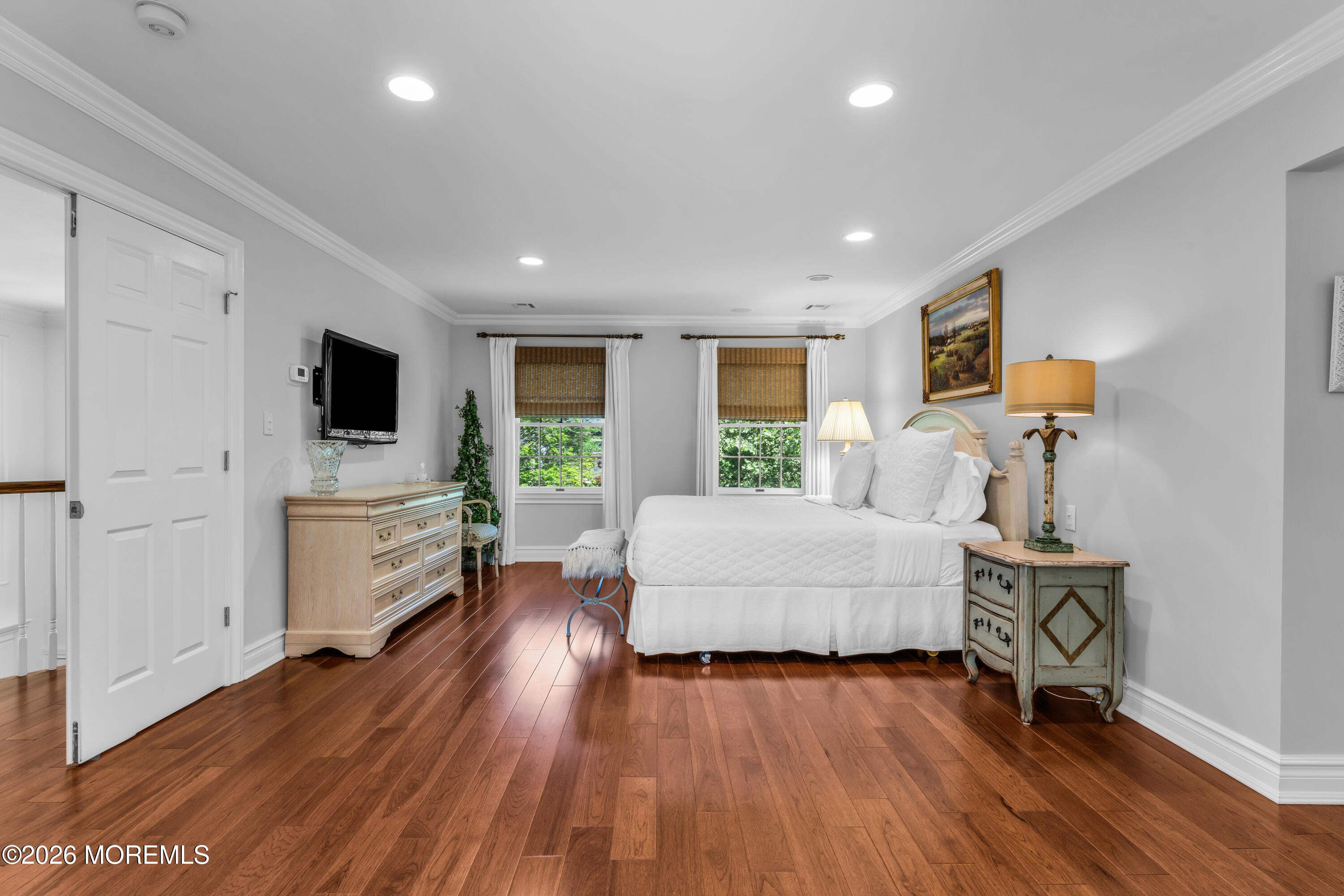 2 Falcon Ridge Circle Holmdel NJ 07733
