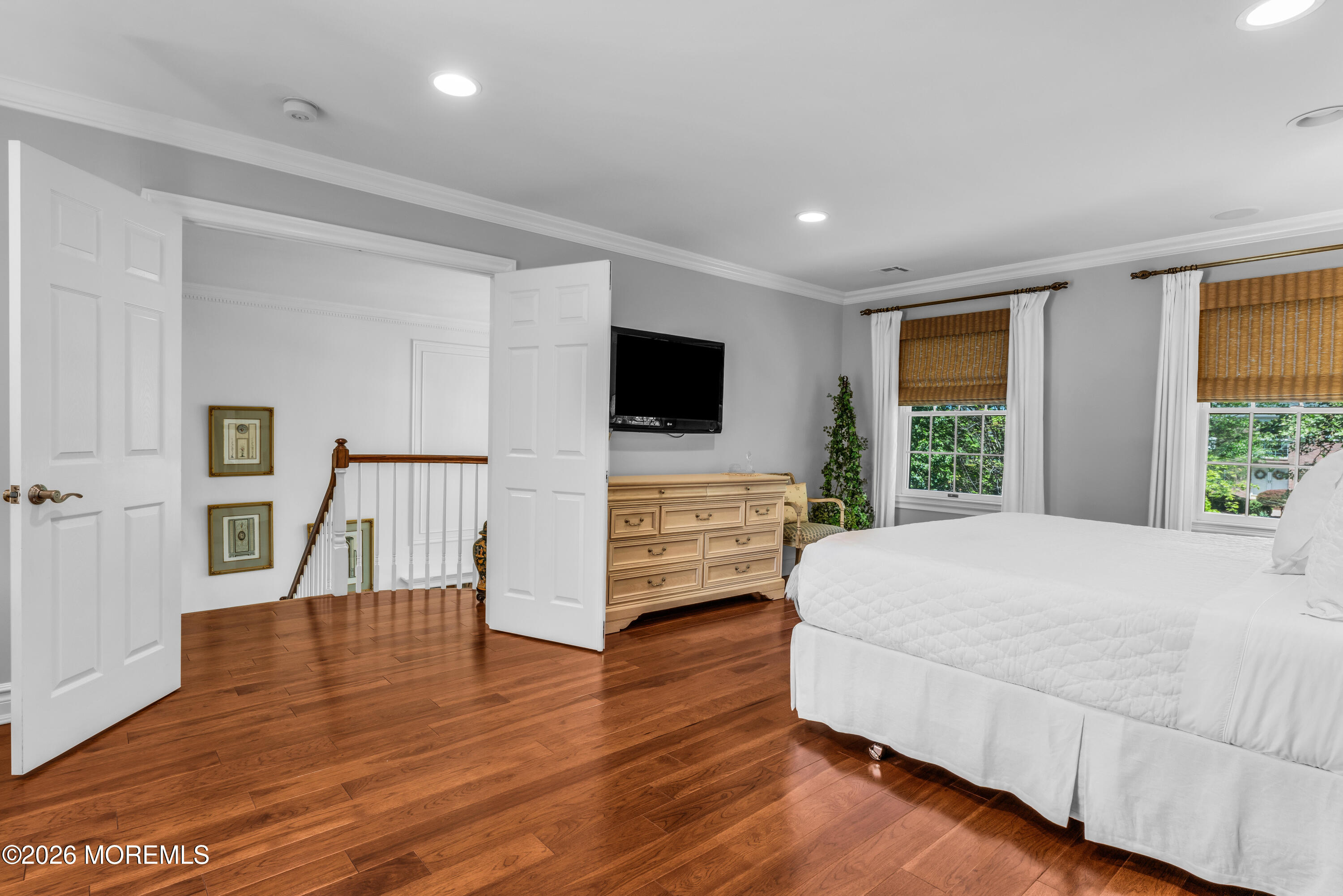 2 Falcon Ridge Circle Holmdel NJ 07733