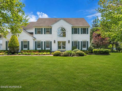 2 Falcon Ridge Circle Holmdel NJ 07733
