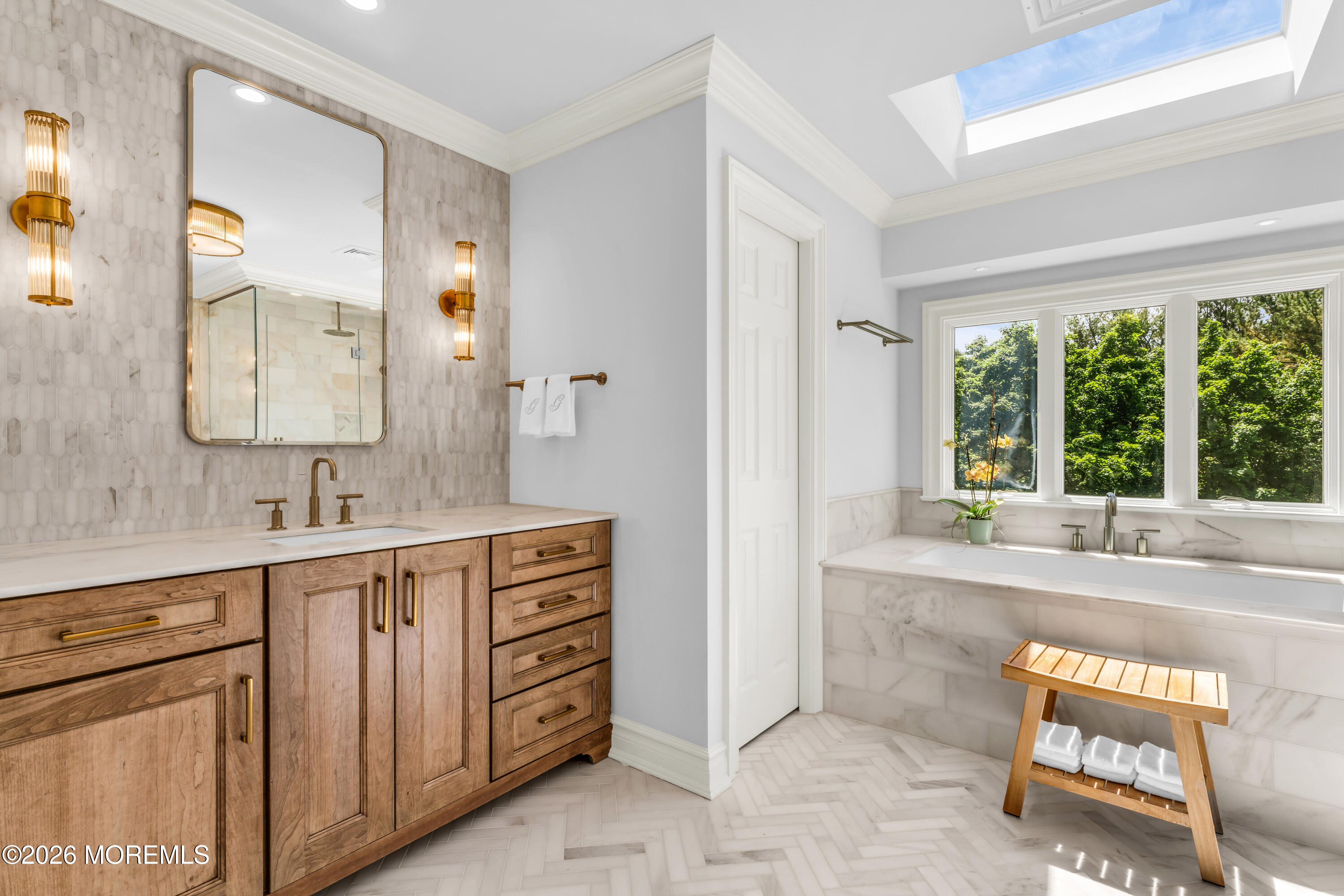 2 Falcon Ridge Circle Holmdel NJ 07733