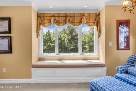2 Falcon Ridge Circle Holmdel NJ 07733