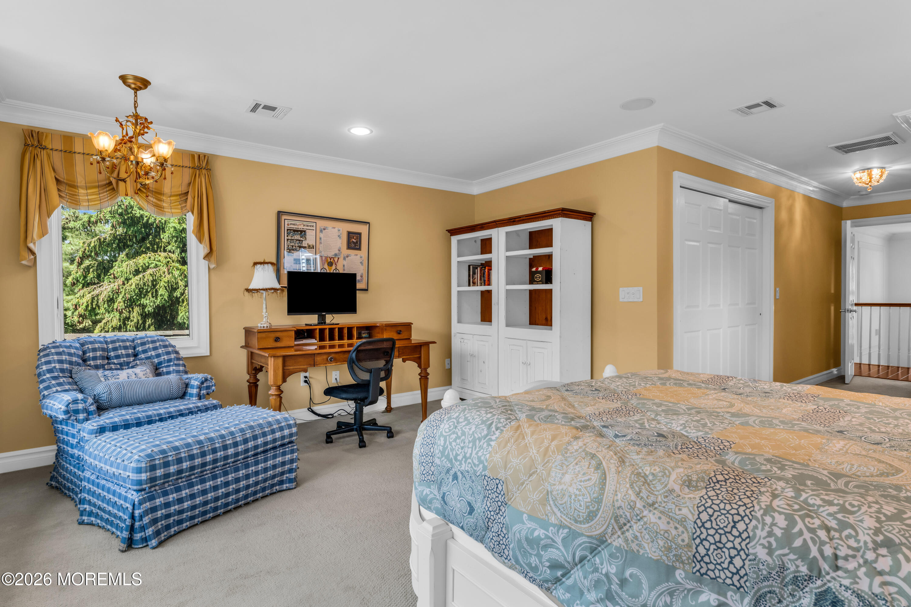 2 Falcon Ridge Circle Holmdel NJ 07733