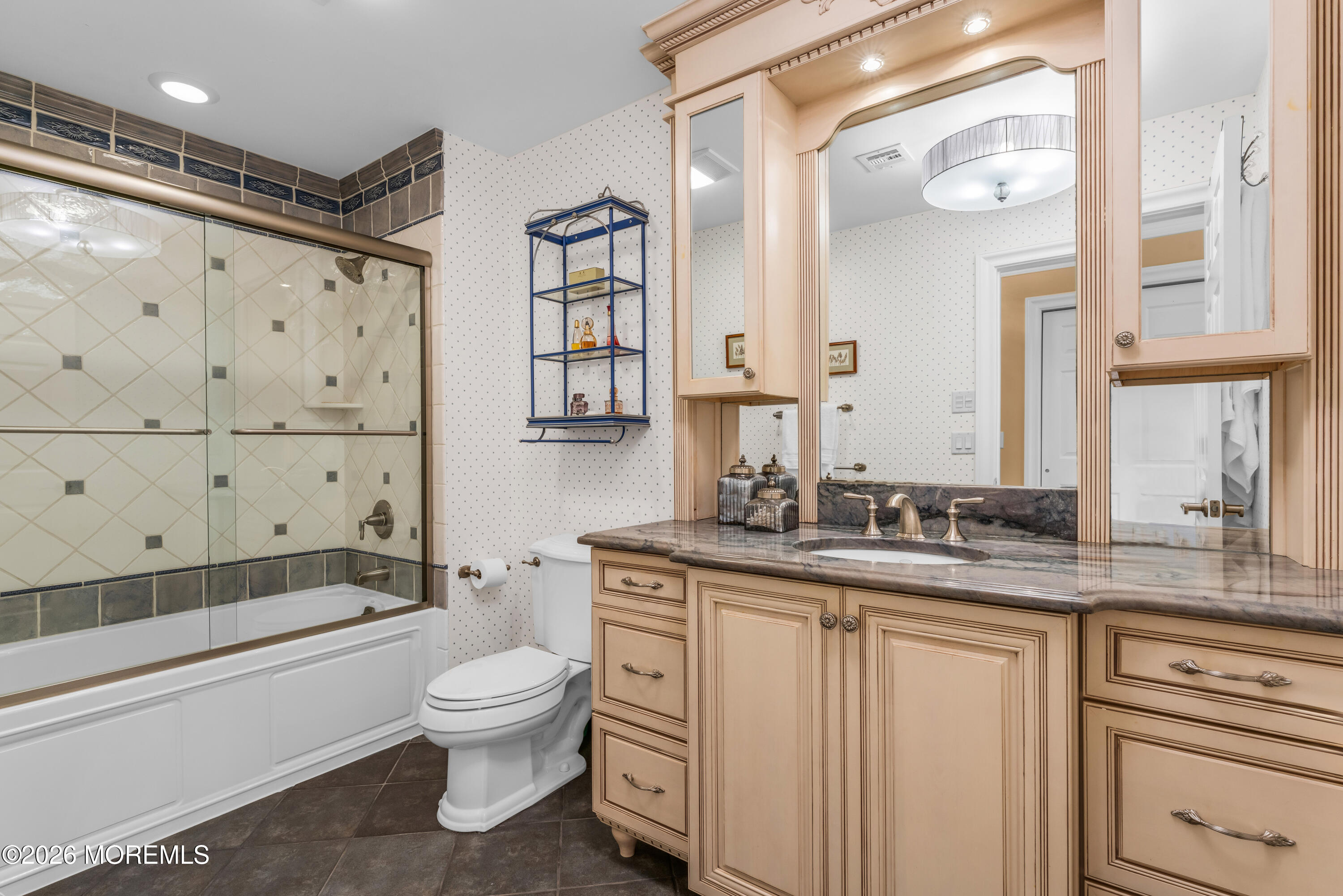 2 Falcon Ridge Circle Holmdel NJ 07733