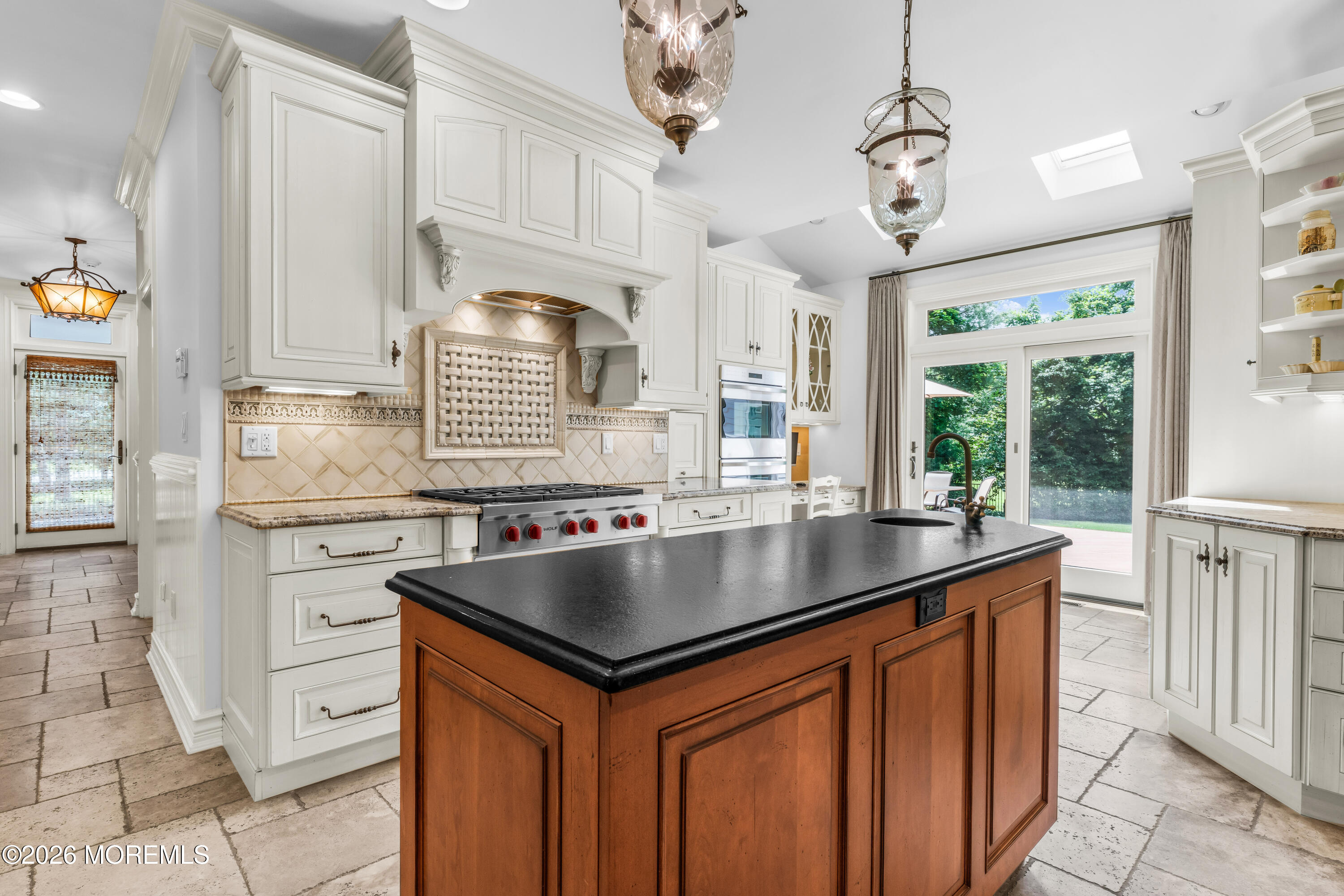 2 Falcon Ridge Circle Holmdel NJ 07733