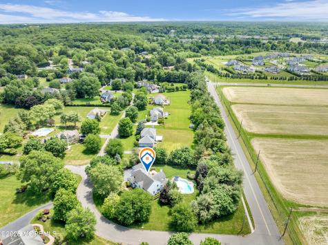2 Falcon Ridge Circle Holmdel NJ 07733