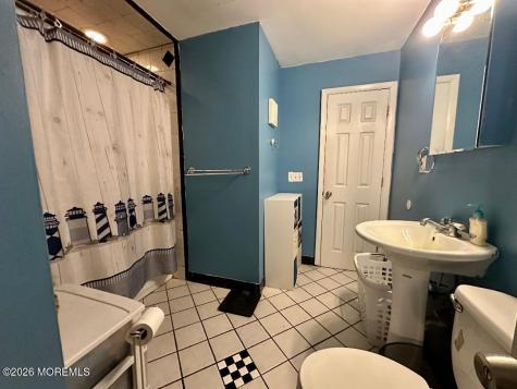 18 Anchorage Boulevard Bayville NJ 08721