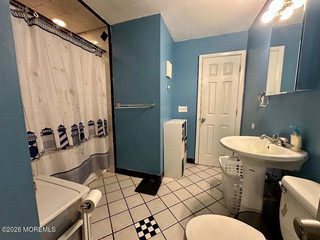18 Anchorage Boulevard Bayville NJ 08721