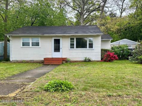 18 Anchorage Boulevard Bayville NJ 08721