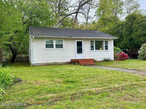 18 Anchorage Boulevard Bayville NJ 08721