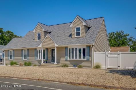 1 Pine Crest Drive Toms River NJ 08753