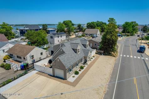 1 Pine Crest Drive Toms River NJ 08753