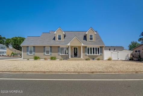1 Pine Crest Drive Toms River NJ 08753