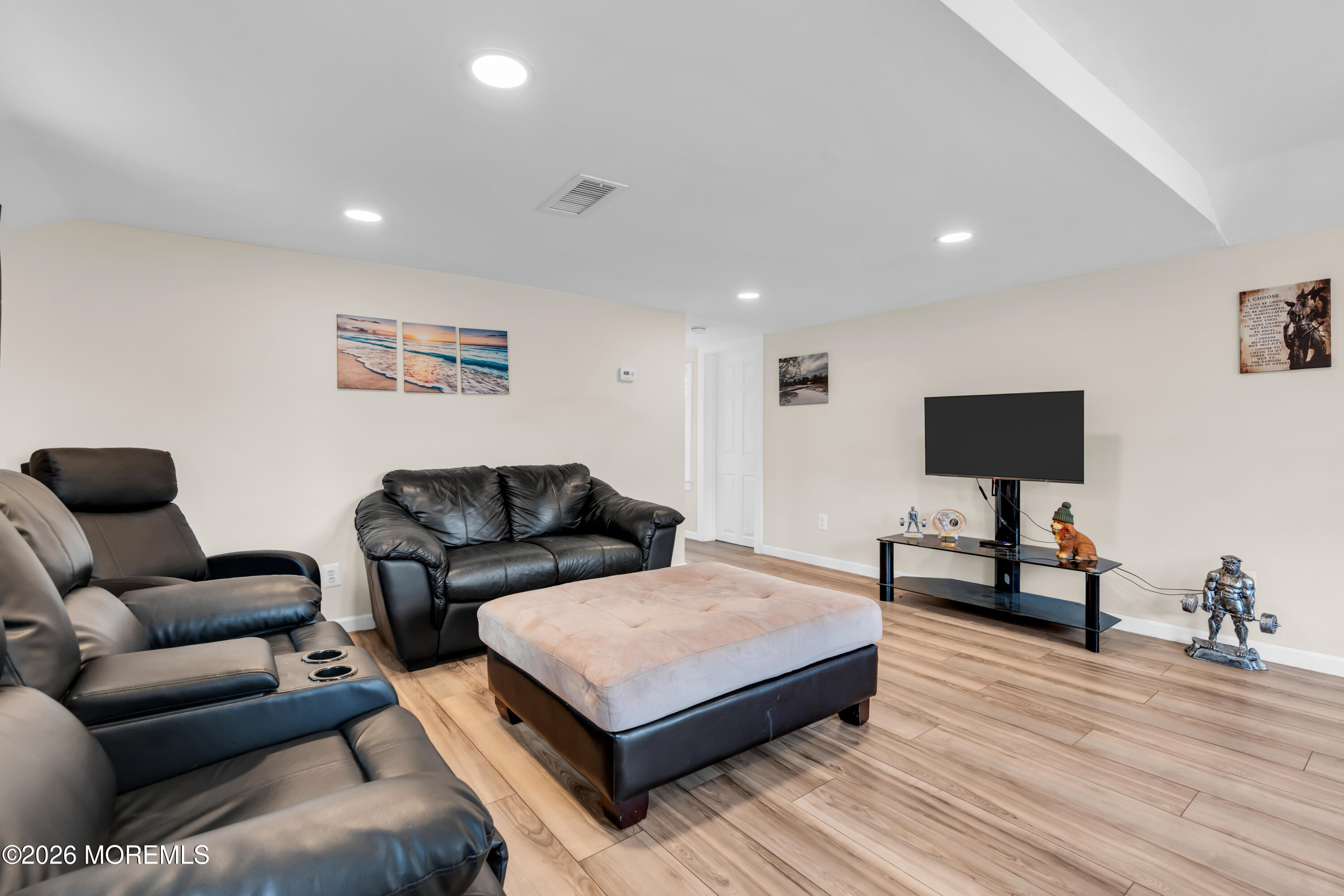 701 Beachview Avenue Union Beach NJ 07735
